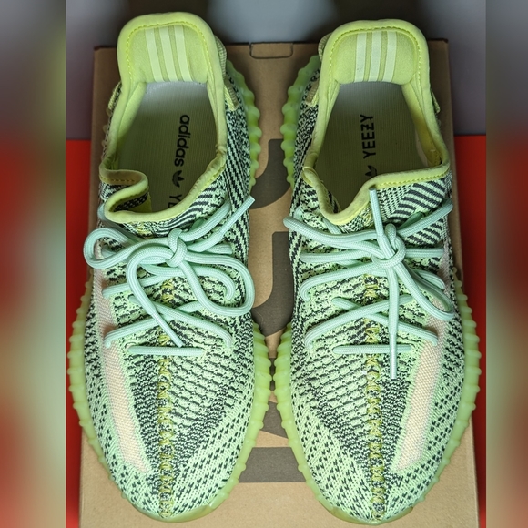 Size 9 - Adidas Yeezy Boost 350 V2 Yeezreel Non-Reflective main image 4